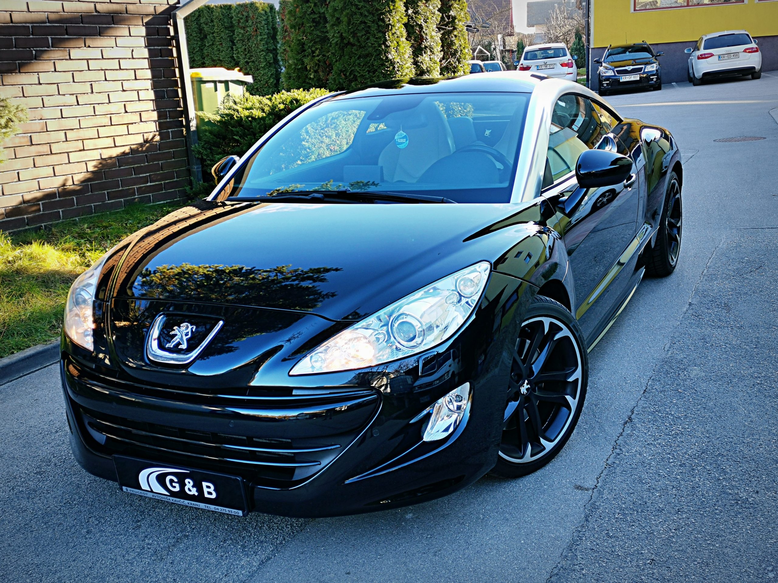 Peugeot RCZ .1.6 THP – 200kS – NAVI – SLO –