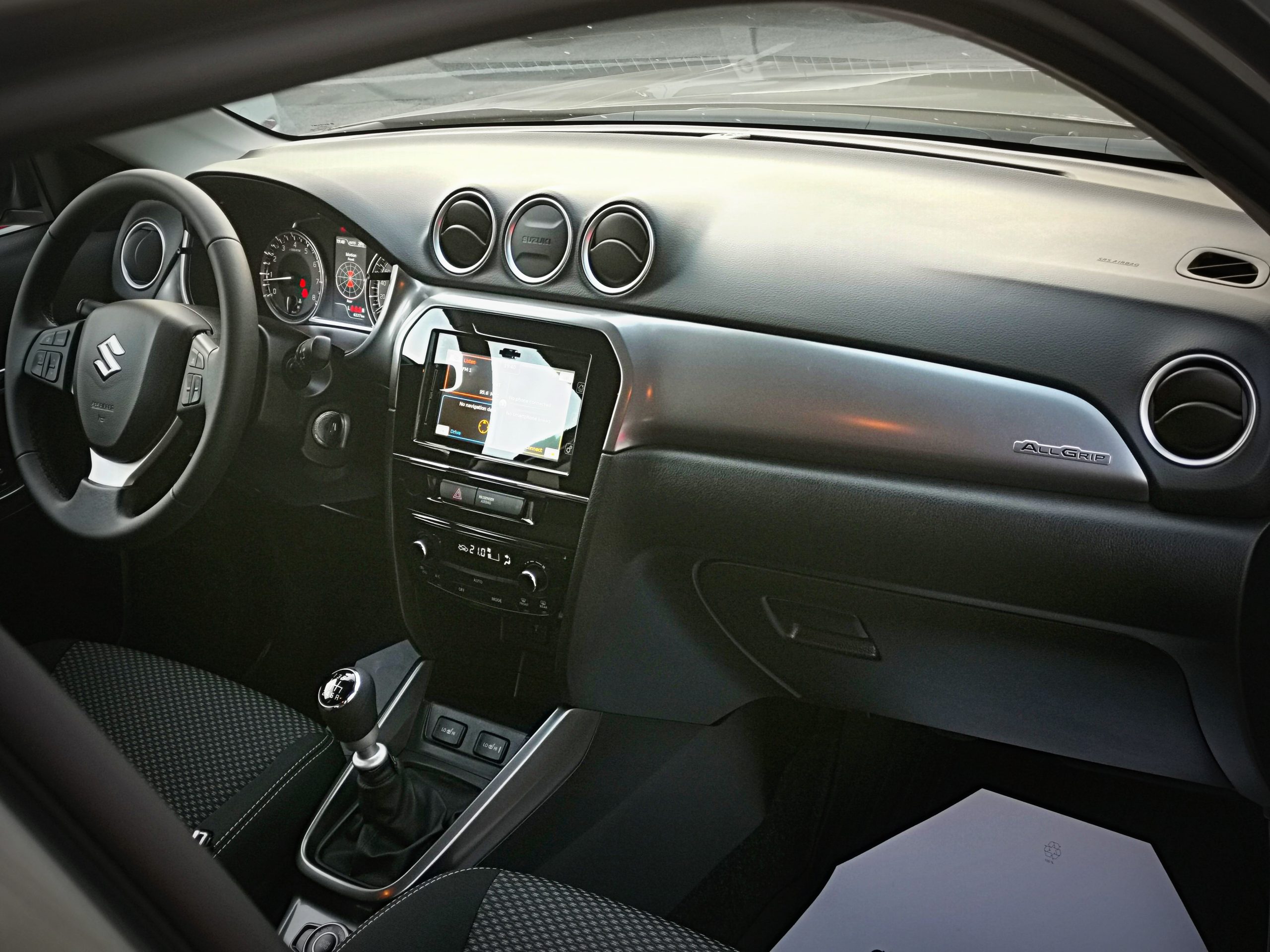 Suzuki Vitara .4WD 1.4 boosterjet – SLO.POREKLO – 2O19.. –